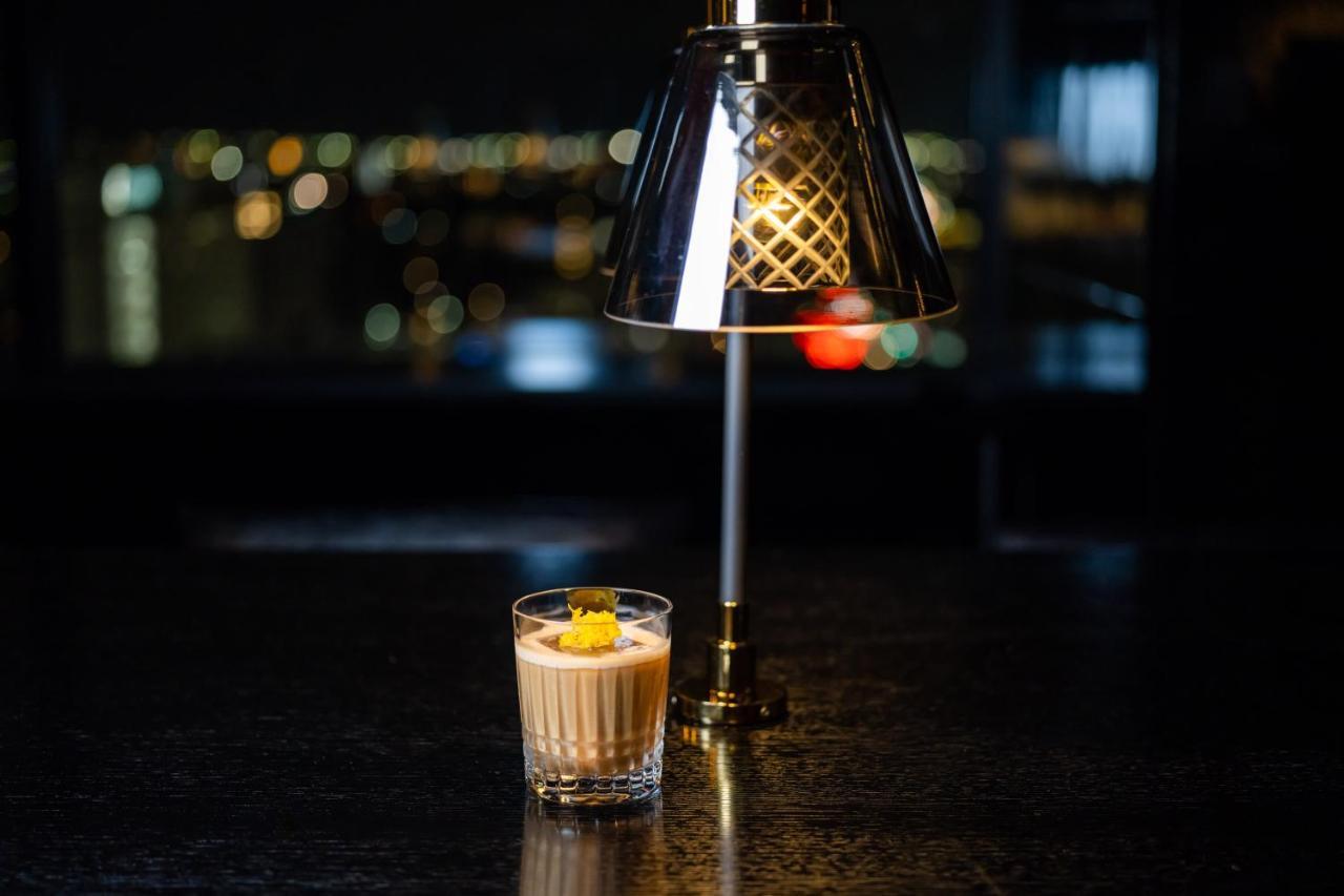 Hyatt Centric Kanazawa Eksteriør billede A Clover Club cocktail